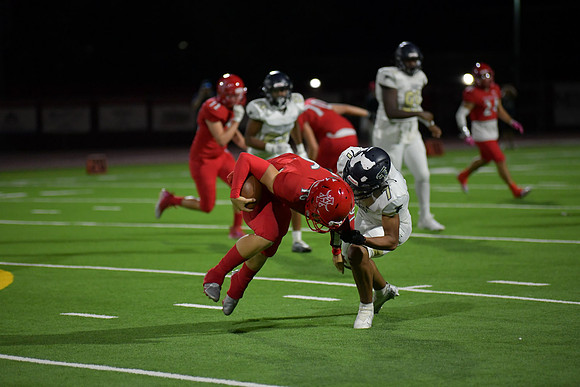2022 05 v vs foothill *homecoming DE1_7321