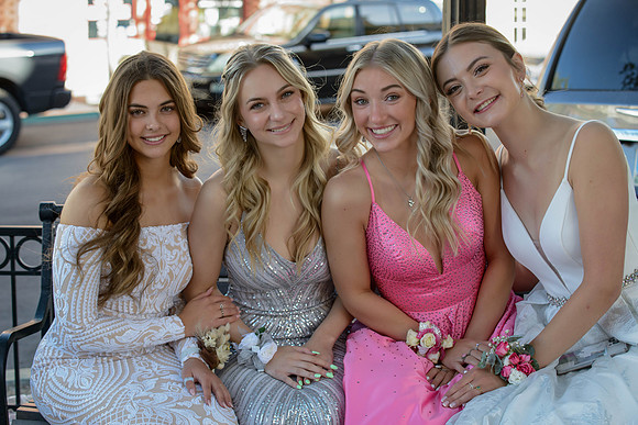 2022 prom DE2_0945-Edit