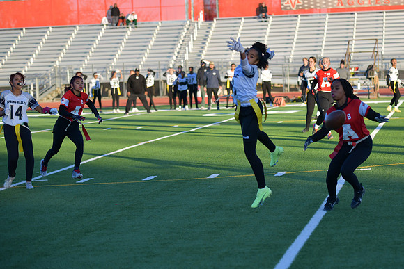 2022 flag 01 jv vs spring valley DE2_8185