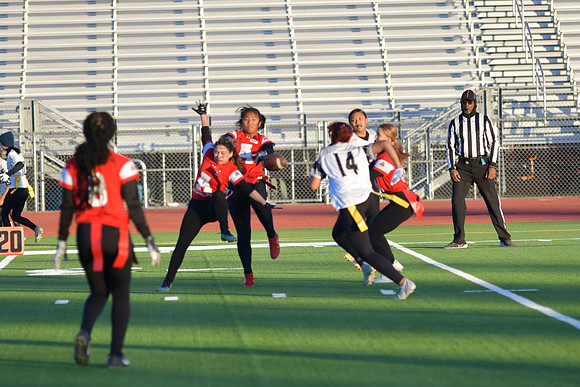 2022 flag 01 jv vs spring valley DE2_8192