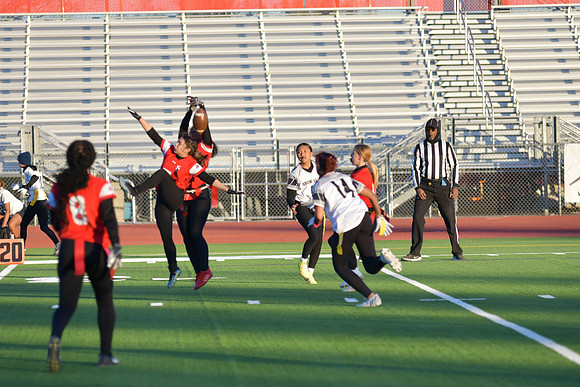 2022 flag 01 jv vs spring valley DE2_8191