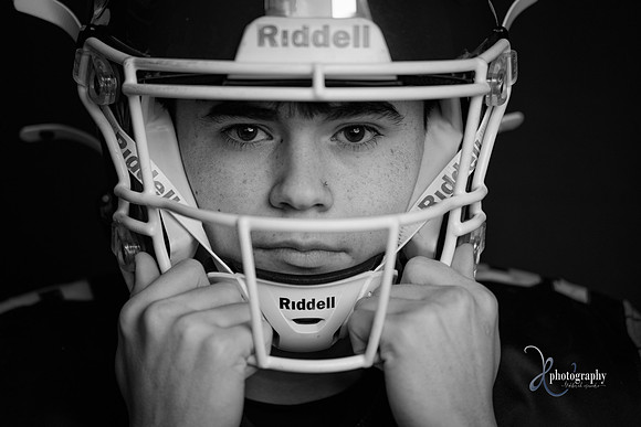 2024 isaia DE2_7186-Edit bw