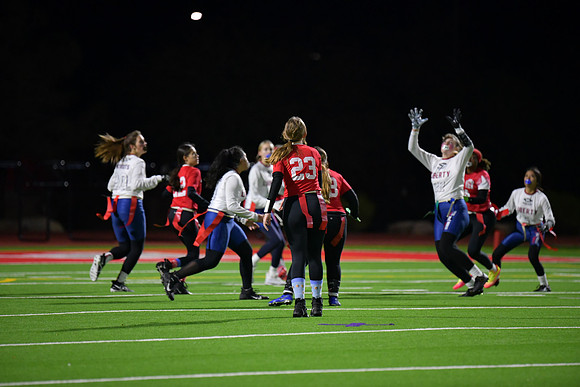 2023 flag 03 f vs liberty DE1_1970