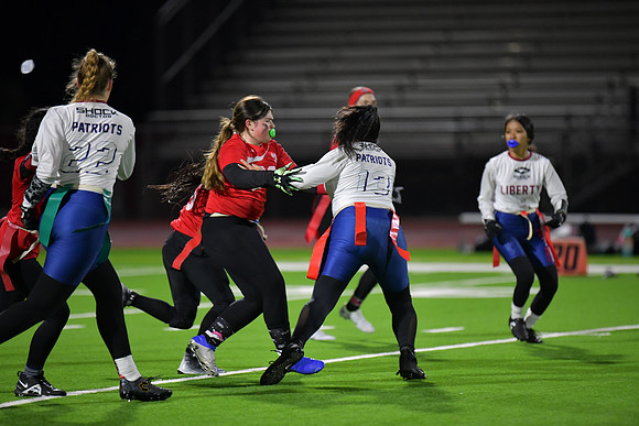 2023 flag 03 f vs liberty DE1_1999