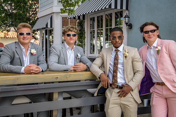 2022 prom DE1_8966-Edit