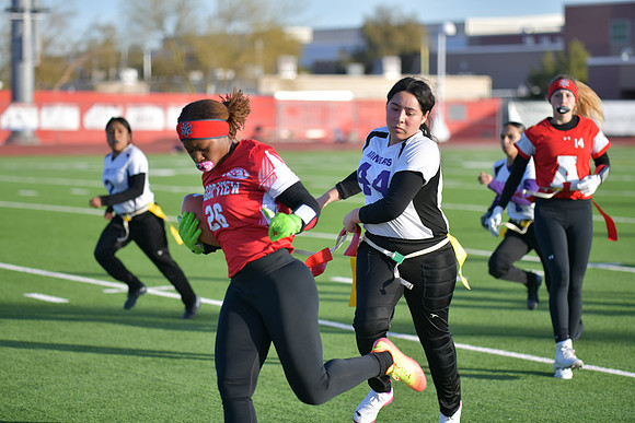2023 flag 07 jv vs sunrise mtn DE1_3164