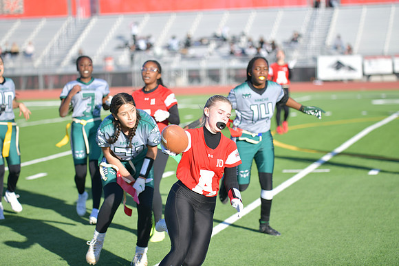 2023 flag 08 jv vs rancho DE1_3592