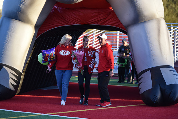 2023 flag 08 senior night KEV_3061