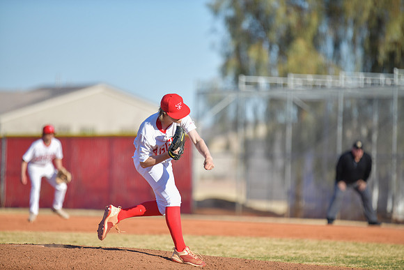 01 v vs coronado DE1_4831