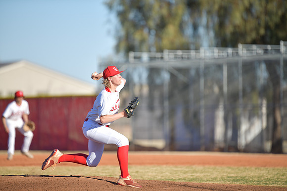 01 v vs coronado DE1_5001