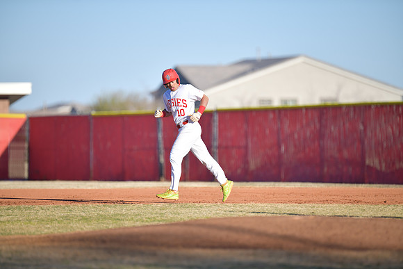 01 v vs coronado DE1_5049