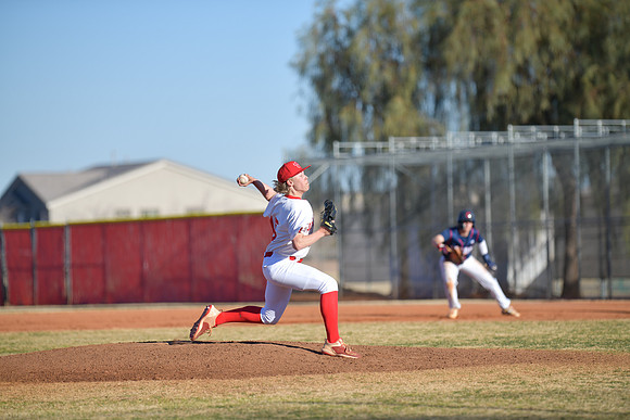 01 v vs coronado DE1_4896