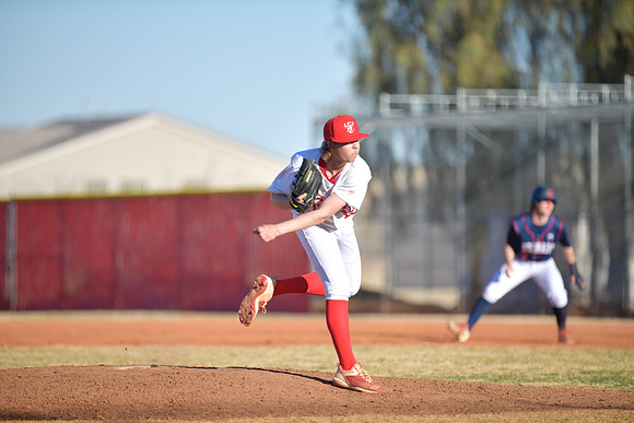 01 v vs coronado DE1_4970