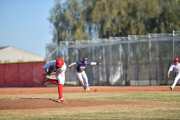 01 v vs coronado DE1_4898