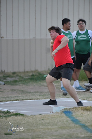 2023 0411 trackmeet DE1_8834