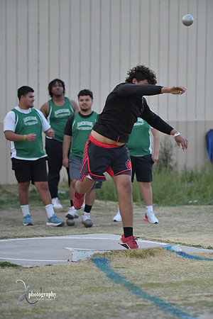 2023 0411 trackmeet DE1_8827