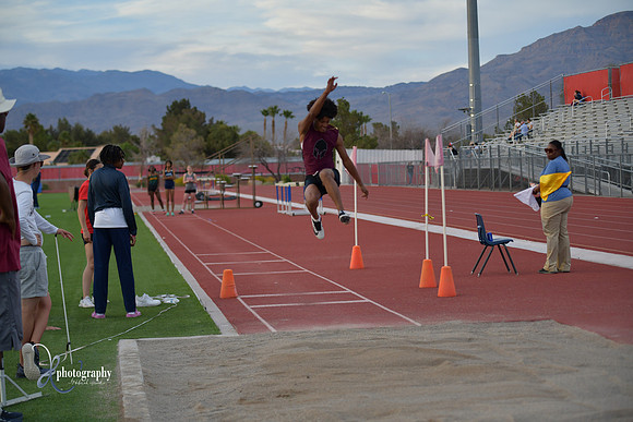 2023 0411 trackmeet DE2_6510