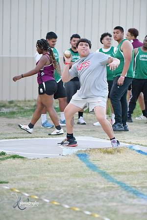 2023 0411 trackmeet DE1_8844