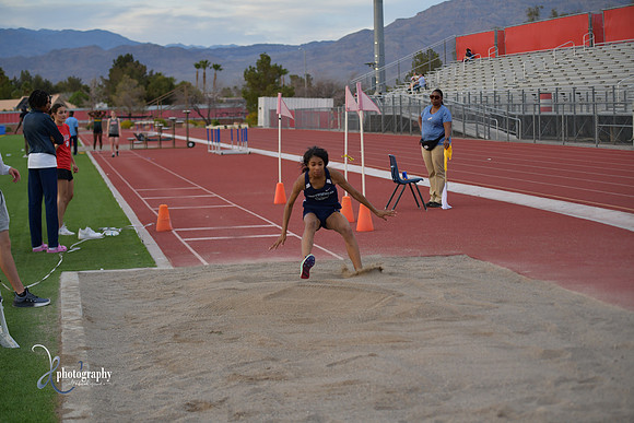 2023 0411 trackmeet DE2_6516
