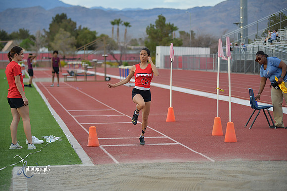 2023 0411 trackmeet DE2_6590