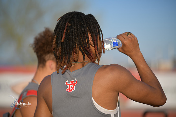 2023 0411 trackmeet DE2_6425