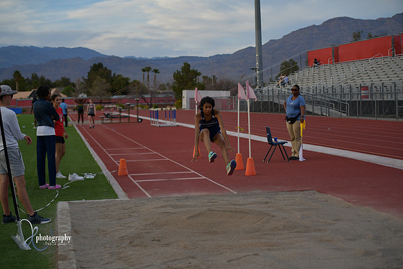 2023 0411 trackmeet DE2_6515