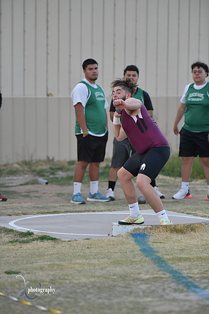 2023 0411 trackmeet DE1_8815