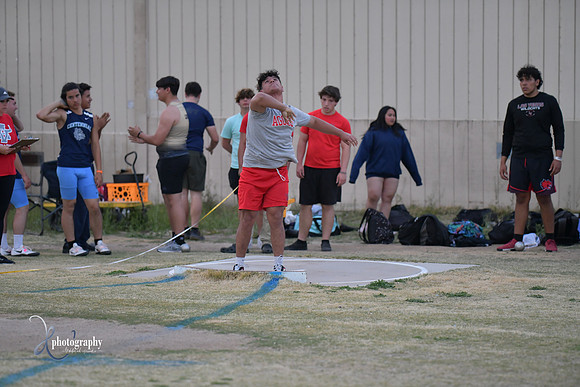 2023 0411 trackmeet DE1_8800