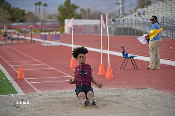 2023 0411 trackmeet DE2_6512