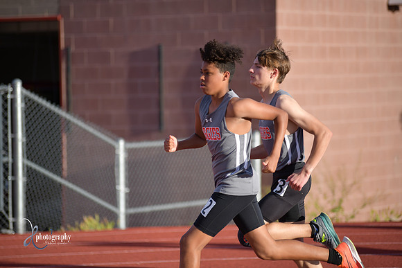 2023 0411 trackmeet DE2_6363