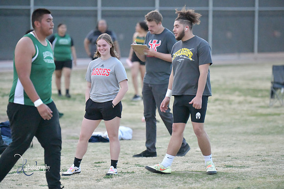 2023 0411 trackmeet DE1_8853