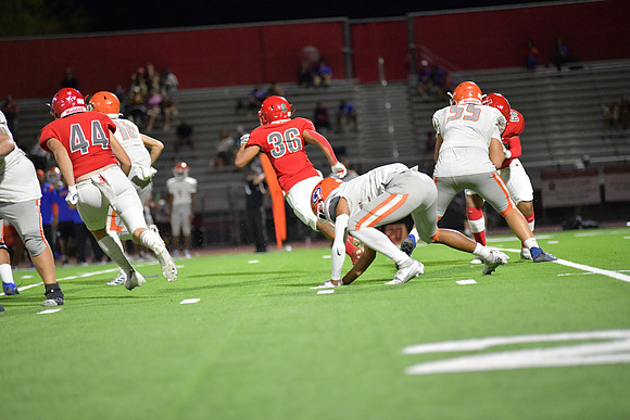 2022 04 jv vs bishop gorman  DE2_2370