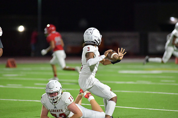2022 03 jv vs liberty DE1_9766