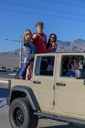 2022 avhs parade-5