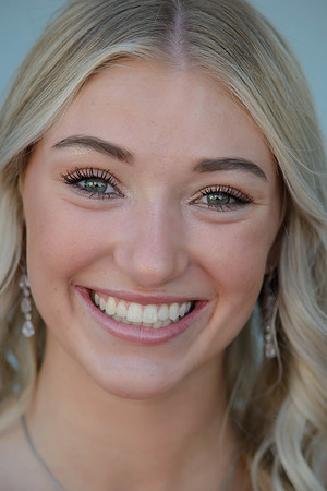 2022 prom DE2_0923-Edit