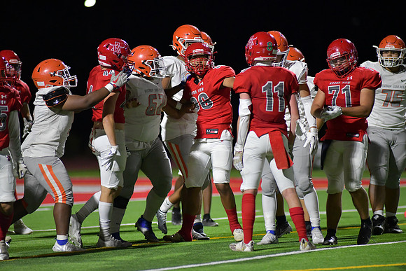 2022 04 jv vs bishop gorman  DE1_3286