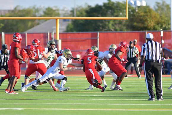 2022 01 v vs snow canyon  DEB_4644