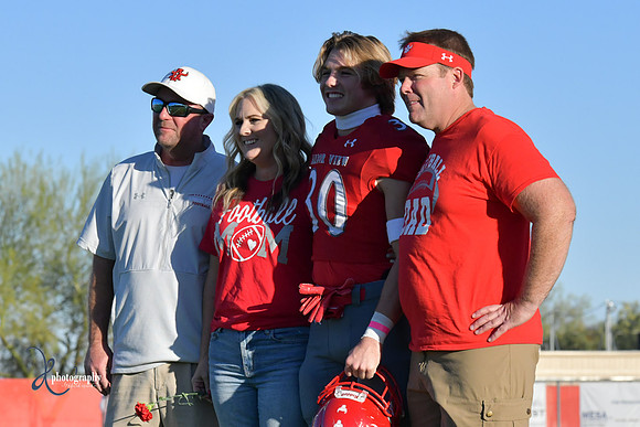 2022 06 senior walk DE1_9478
