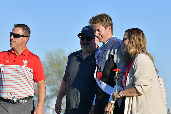 2022 06 senior walk DE1_9562