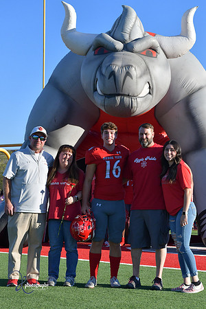 2022 06 senior walk DE2_6307