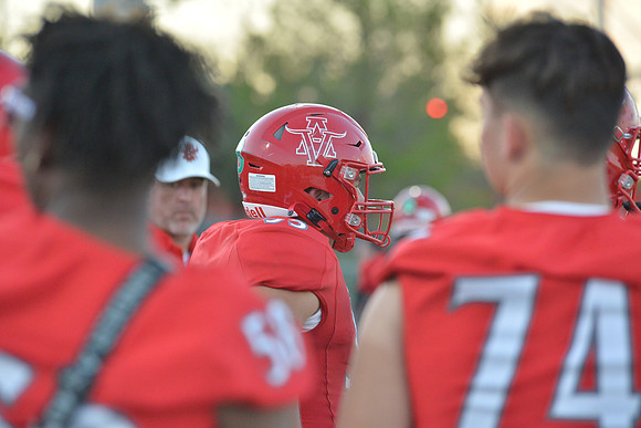 2022 01 v vs snow canyon  DE2_2259