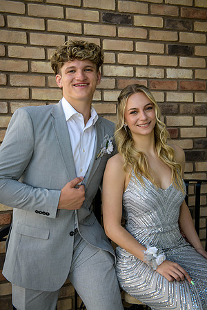 2022 prom DE1_9035-Edit