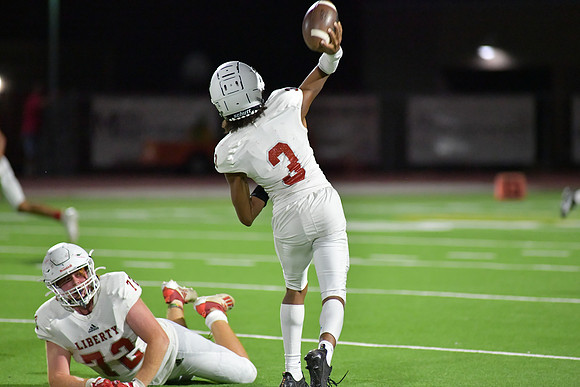 2022 03 jv vs liberty DE1_9767