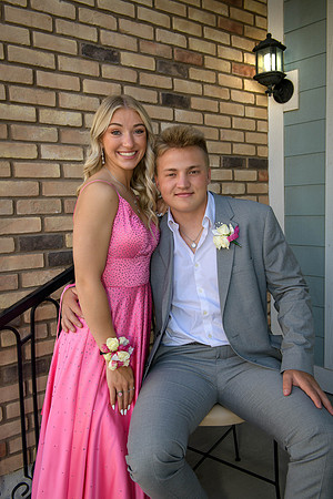 2022 prom DE1_9041-Edit
