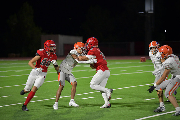 2022 04 jv vs bishop gorman  DE2_2570