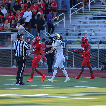 2022 01 v vs snow canyon  DEB_4801