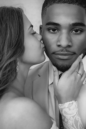 2022 prom DE1_9153-Edit bw