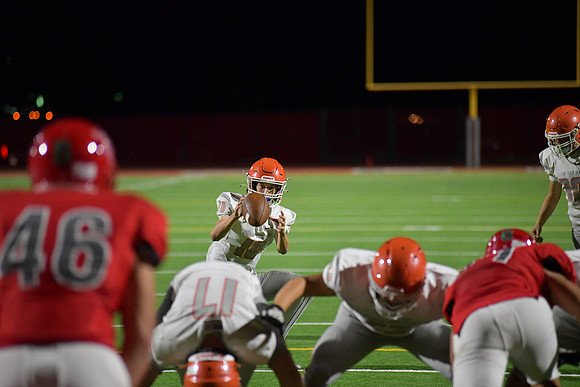 2022 04 jv vs bishop gorman  DE2_2811