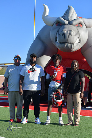 2022 06 senior walk DE2_6295