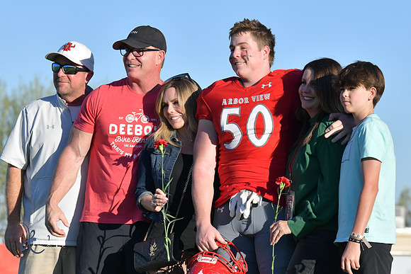 2022 06 senior walk DE1_9494